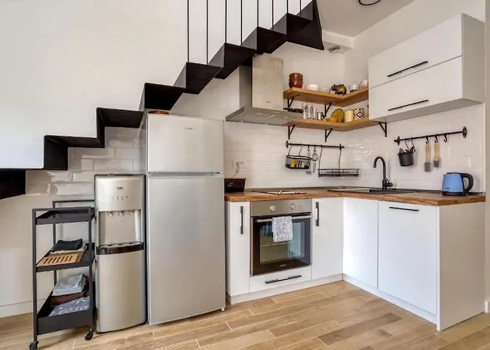 Magi-Family Rooftop Apartment Budva
